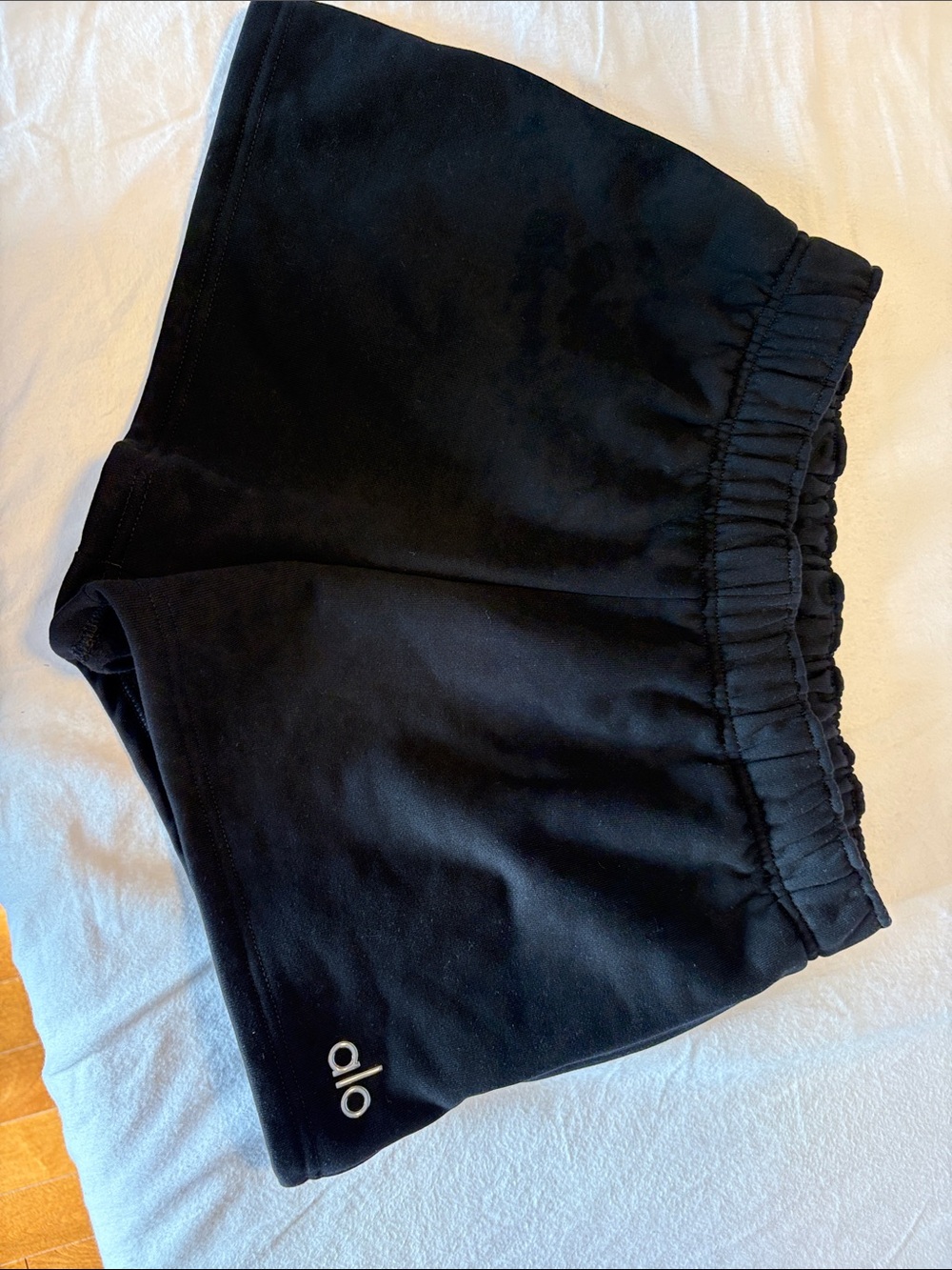 ALO Yoga accolade shorts black size s - Picture 4 of 6